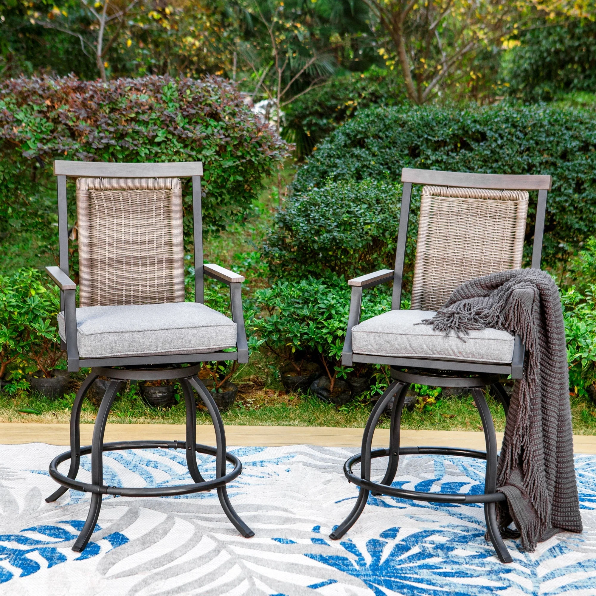 Sophia & William 2 Piece Outdoor Swivel Rattan Bar Stools Counter Height with Cushion and Wood-like Armrest