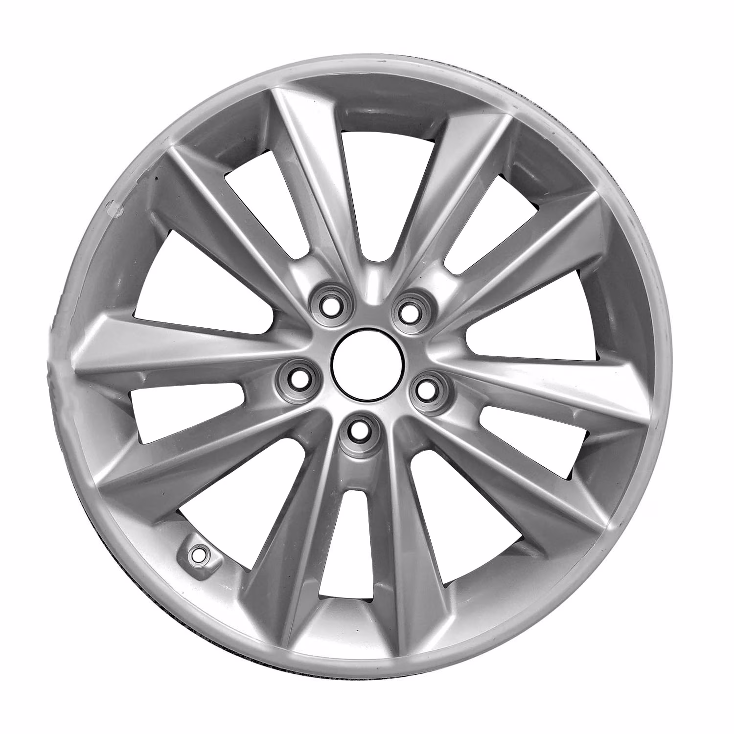 Pre-Owned Original Equipment Painted Silver Aluminum Wheel 17 x 7 52910C5510 fits 2019-2020 KIA Sorento (Good)