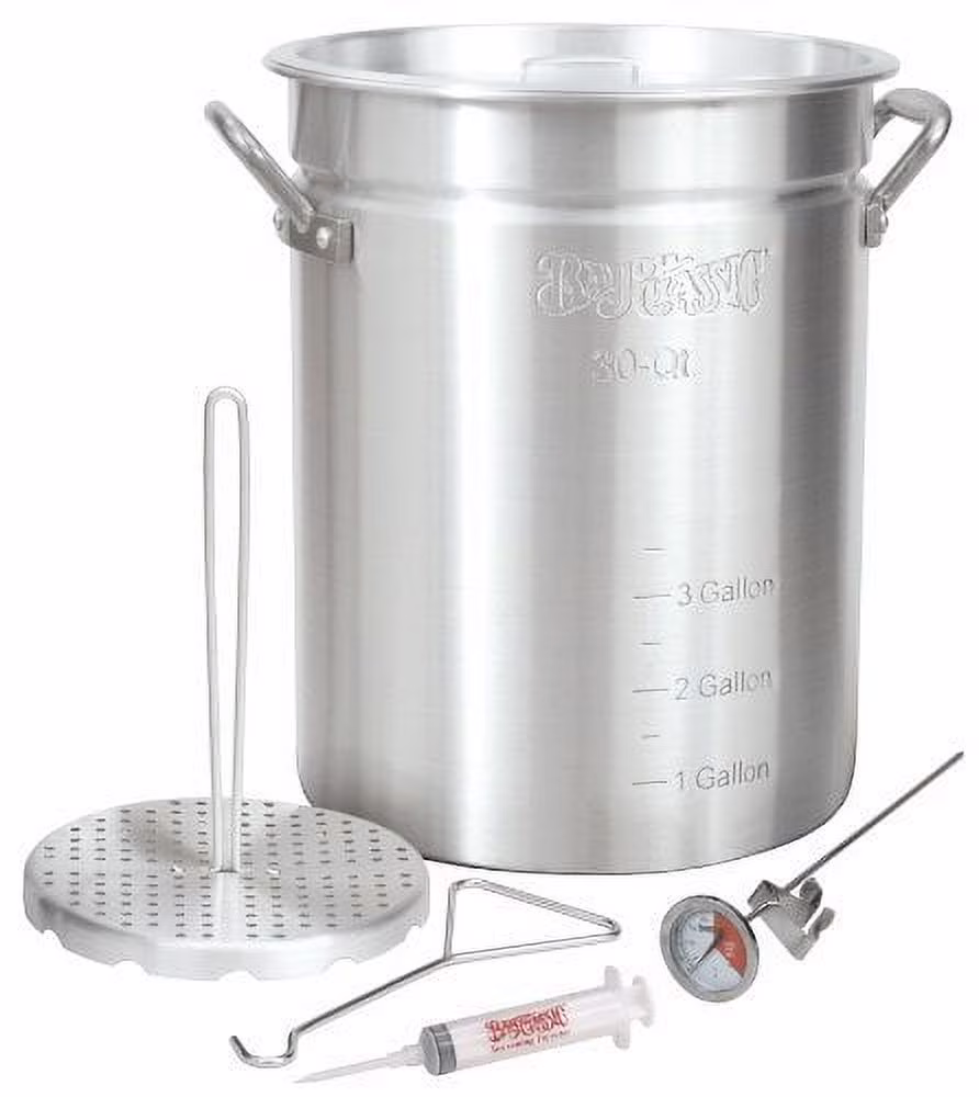 Bayou Classic 30 Qt. Outdoor Turkey Fryer Pot with Vented Lid 3025