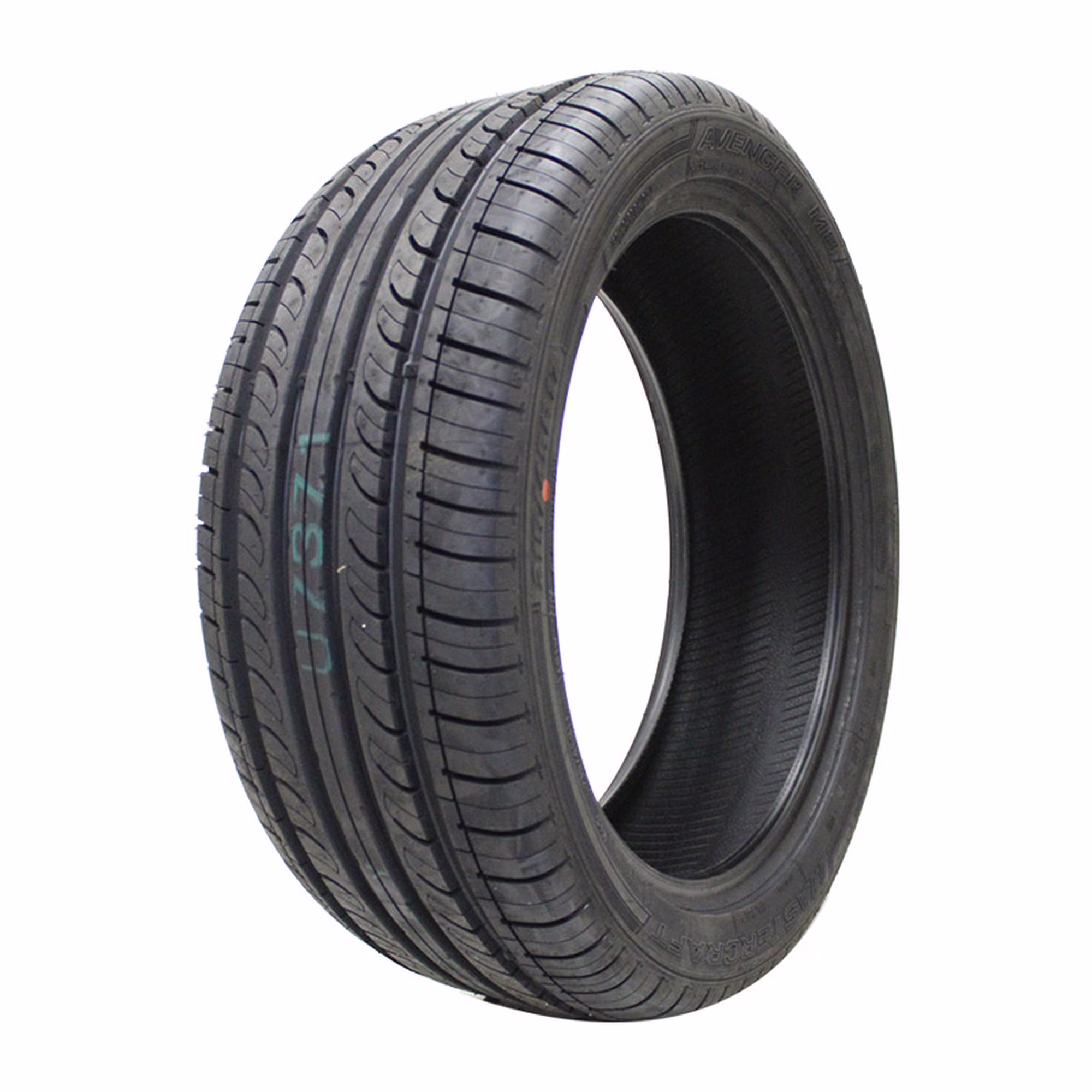 Mastercraft Avenger M8 Performance 215/45R17 91W XL Passenger Tire