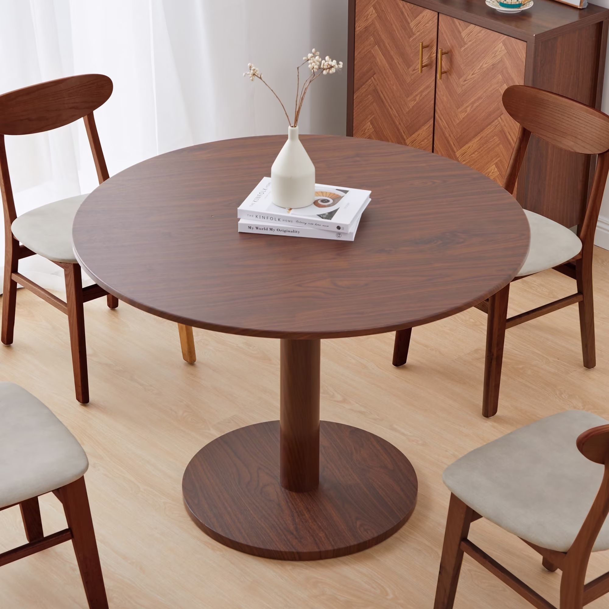 Wirrytor 42.1" Round Dining Table,Tulip Table Kitchen 4 People with Wood Table Top & Pedestal Base,Walnut