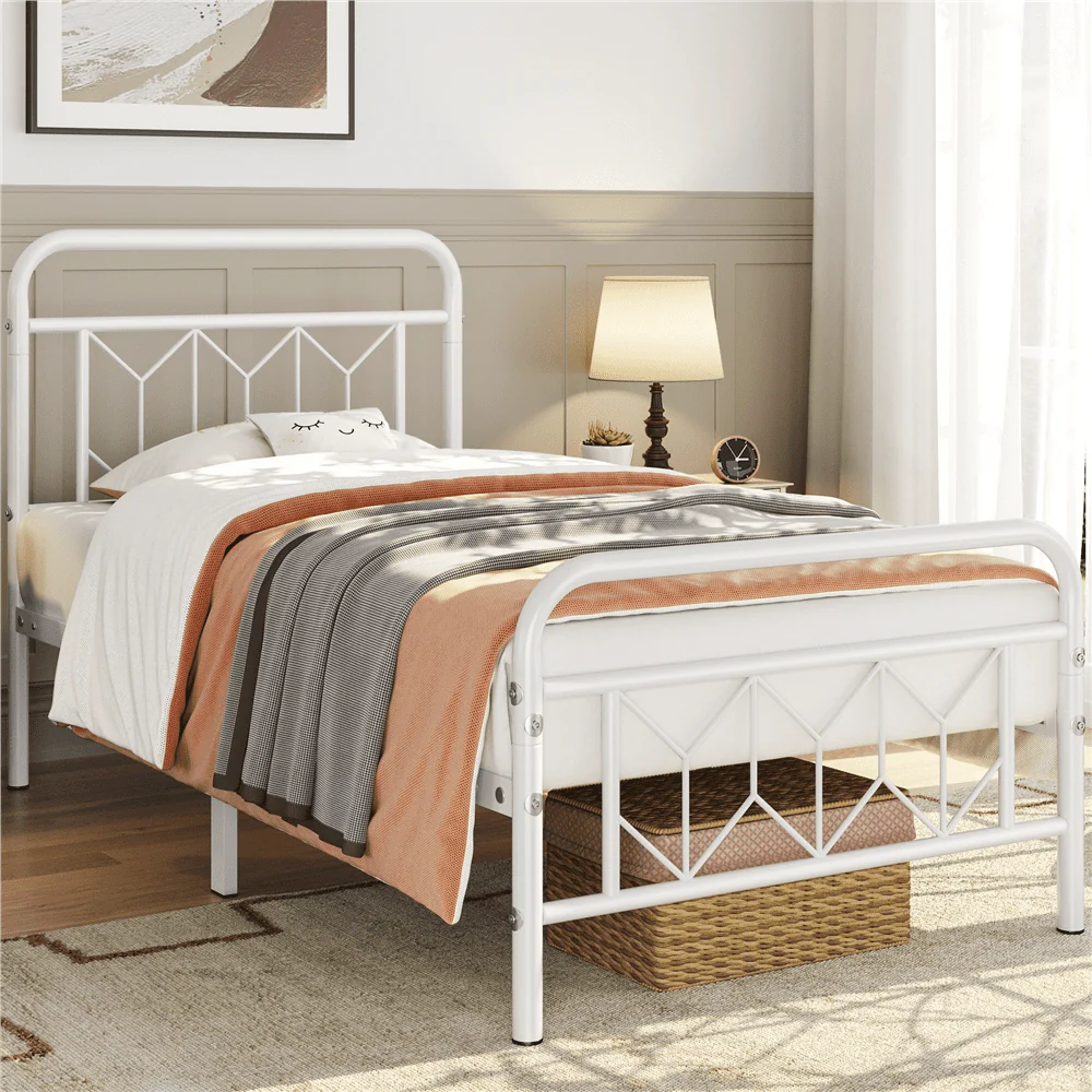 Easyfashion Aubrey Vintage Metal Chevron Platform Bed, Twin, White