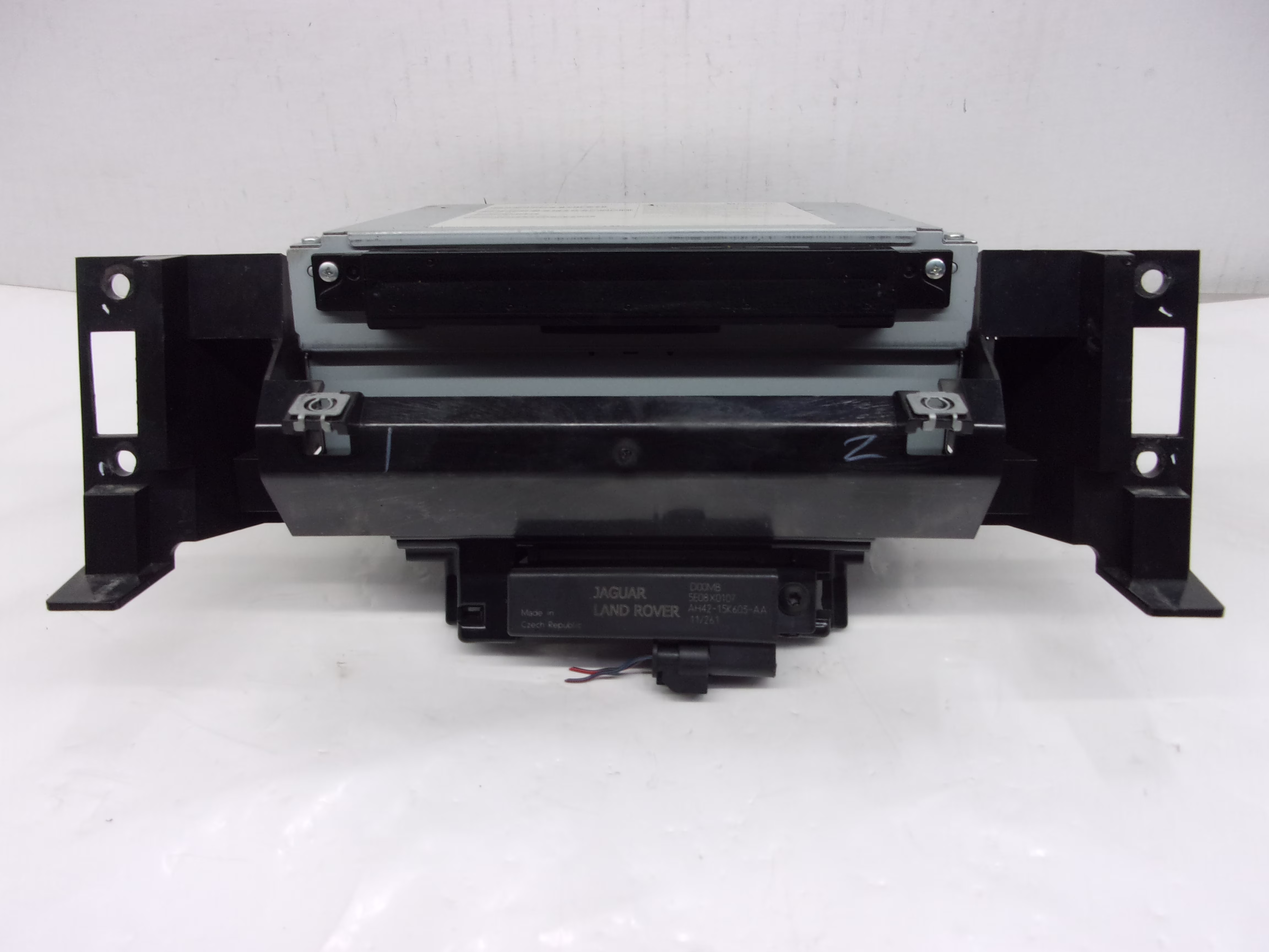 Pre-Owned 2012-2016 Land Rover Range Rover Sport Navigation Radio Receiver CD Player OEM (Good)