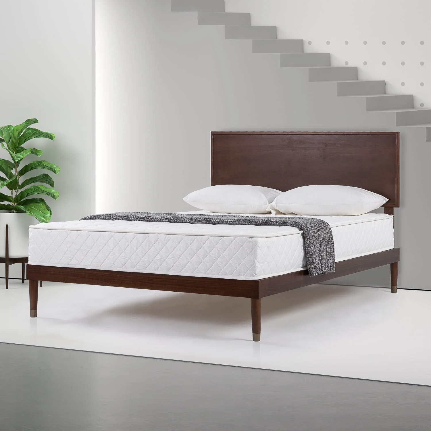 8" Quilted Hybrid of Comfort Foam and Pocket Spring Mattress, Queen