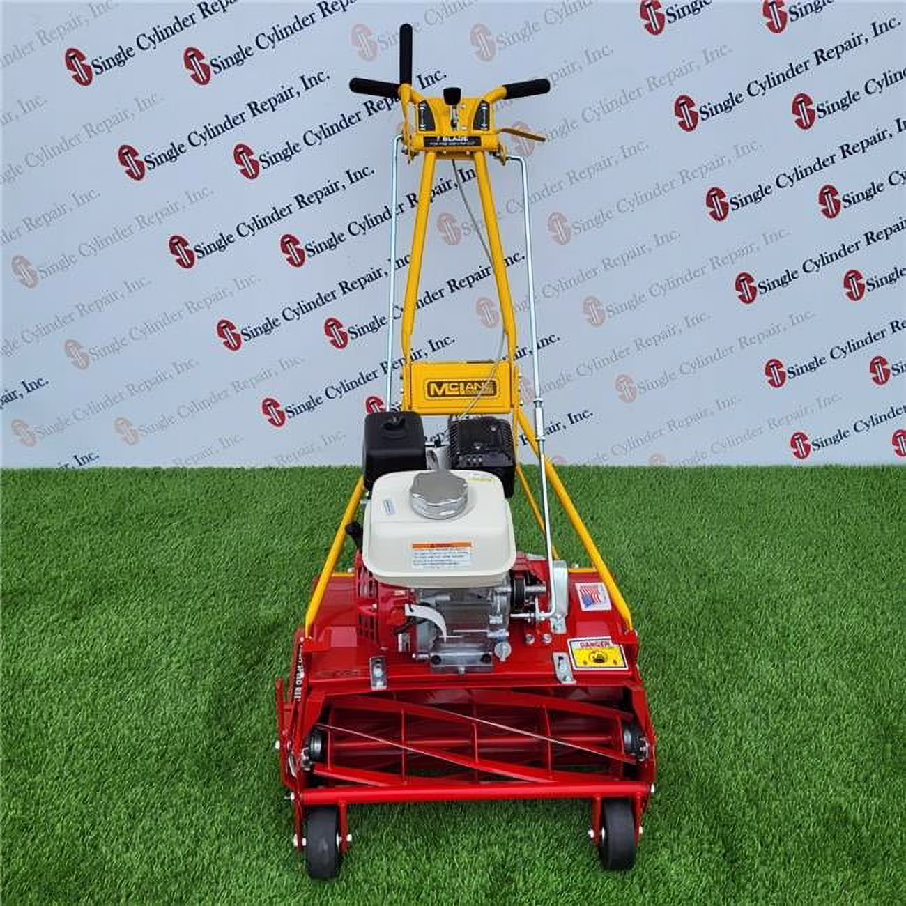 McLane 20-4G-7-GR 25 in. Self Propelled 7 Blade 4HP Honda Engine Grooved Roller