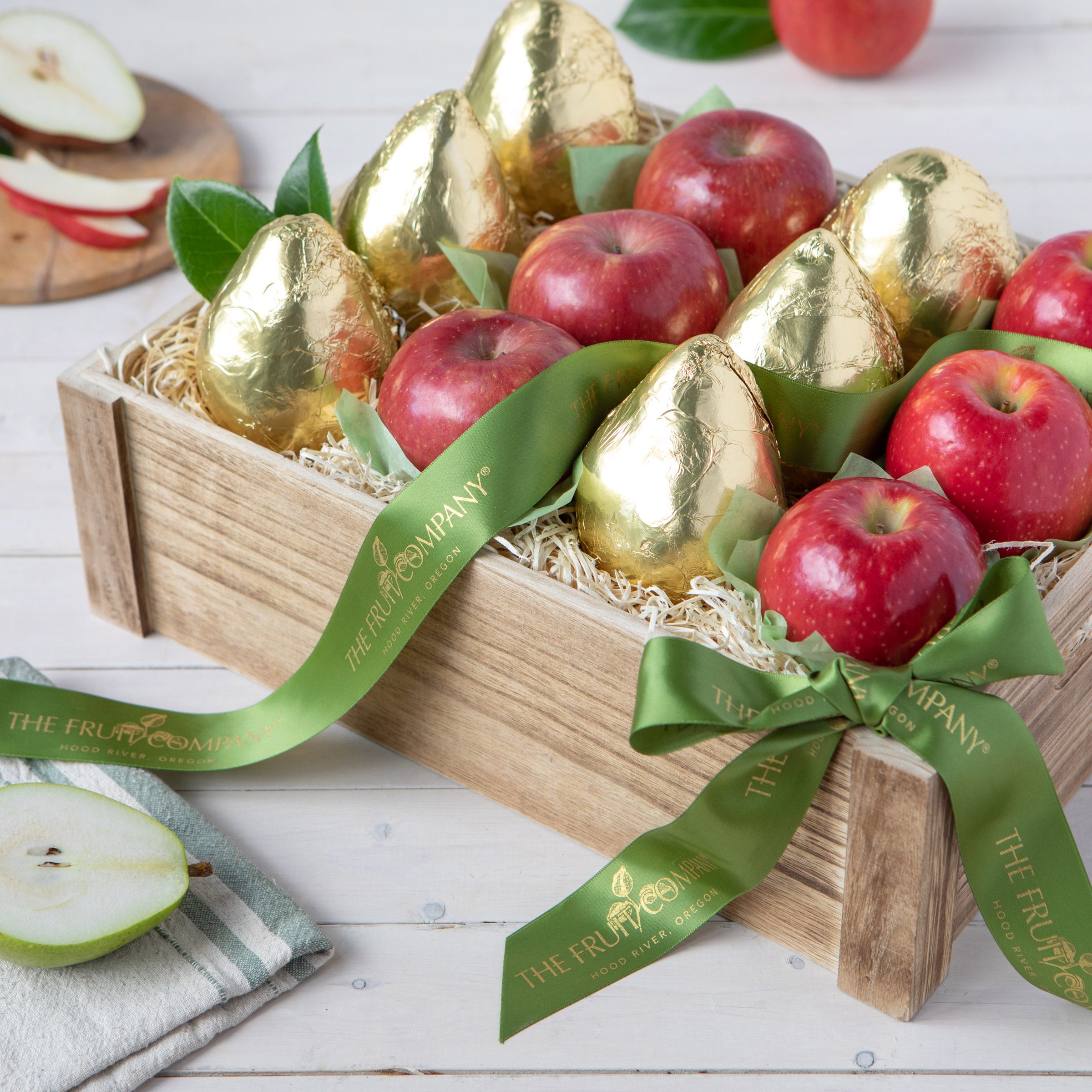 The Fruit Company Vintage Crate with Pears & Apples