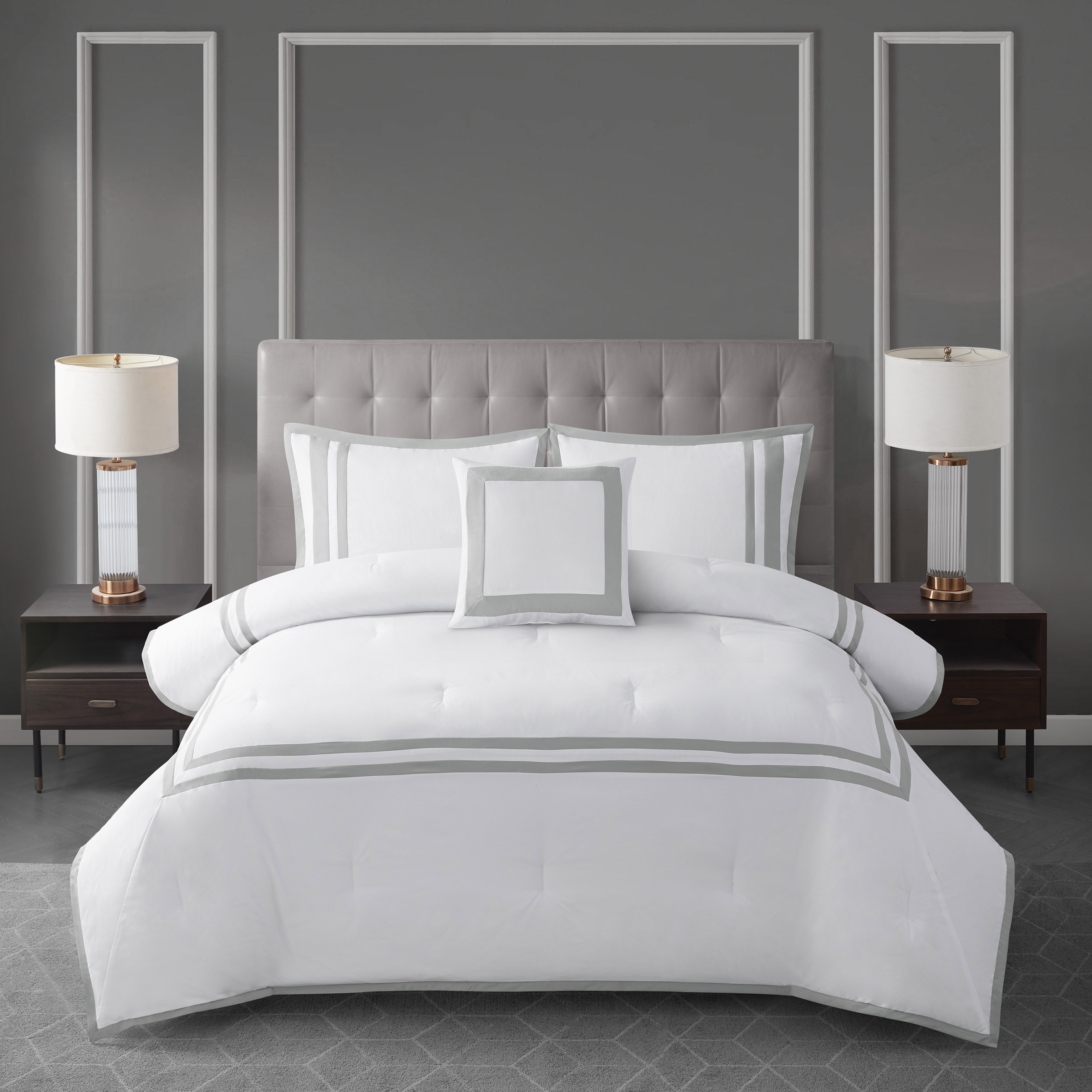 West Park Hotel Border 4-piece Comforter Set
