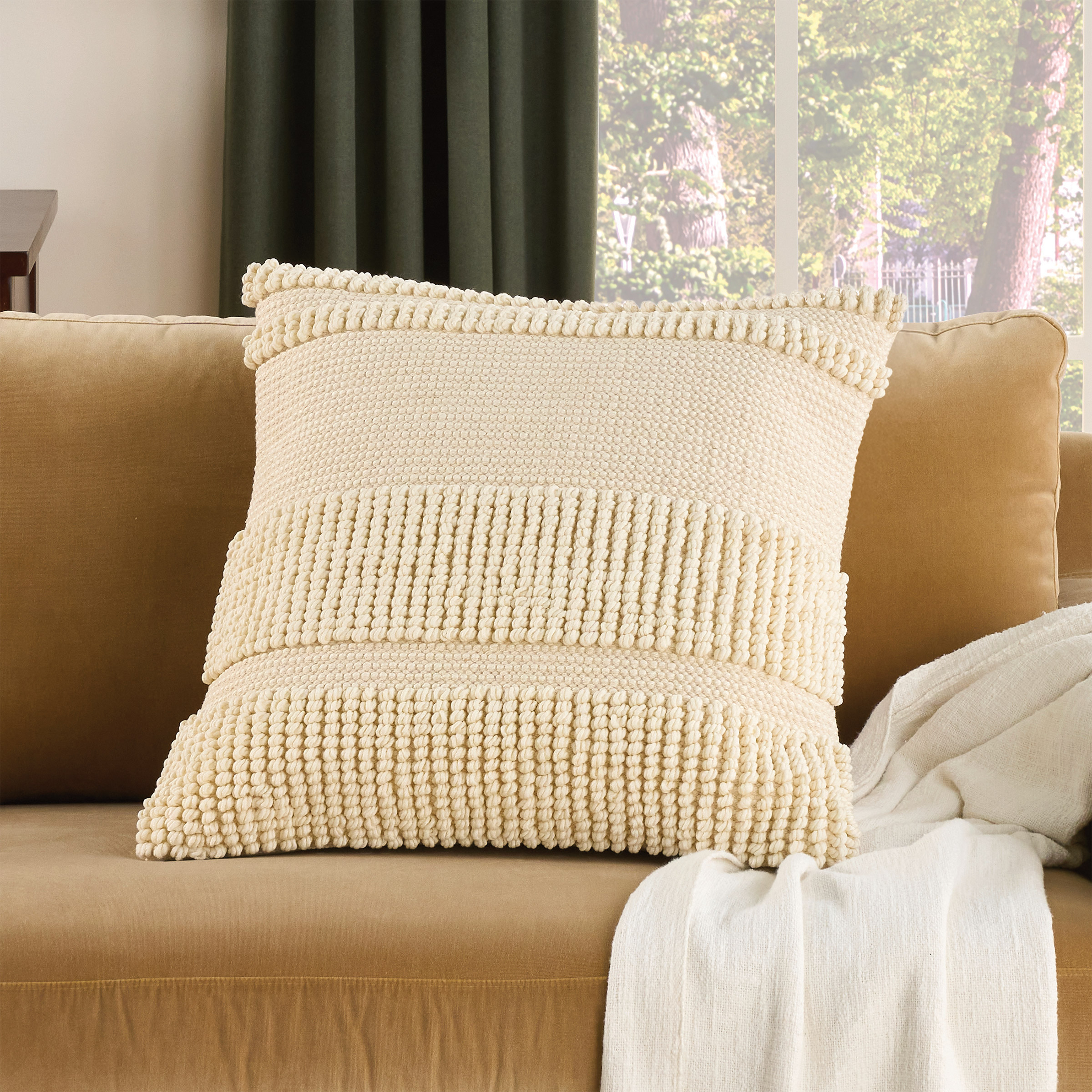 Mina Victory Loop Decor Pillow 2-pack, 22' x 22'